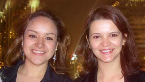 Image:Renata_e_larissa_2004.jpg